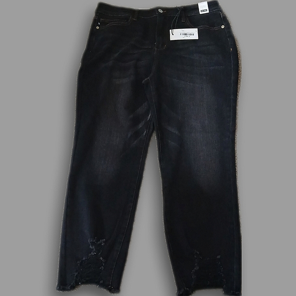 Judy Blue High Waist Distressed Hem Cropped Straight Leg Jeans Women's 15/32 NWT - Picture 1 of 7